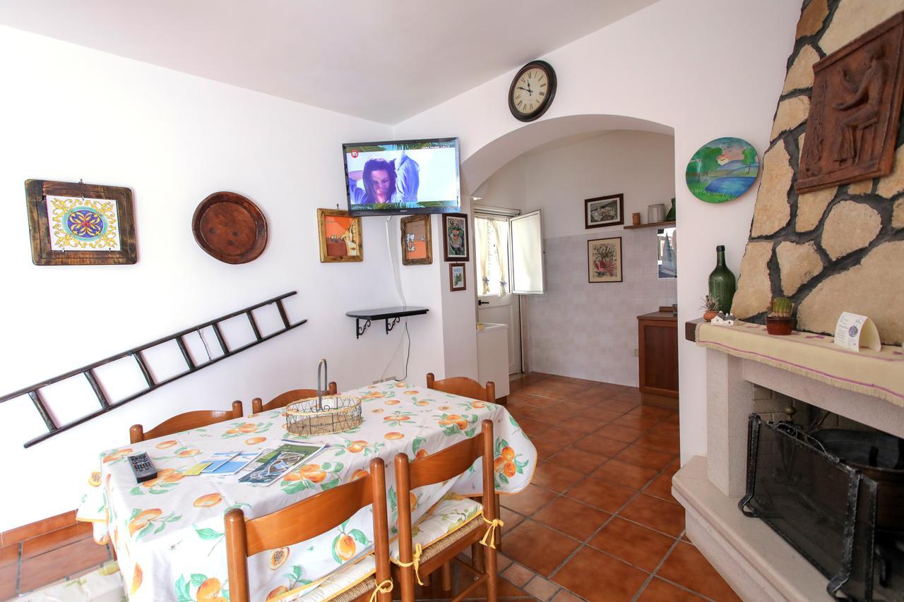 Villa Il Casale Delle Principesse Mattinata Esterno foto
