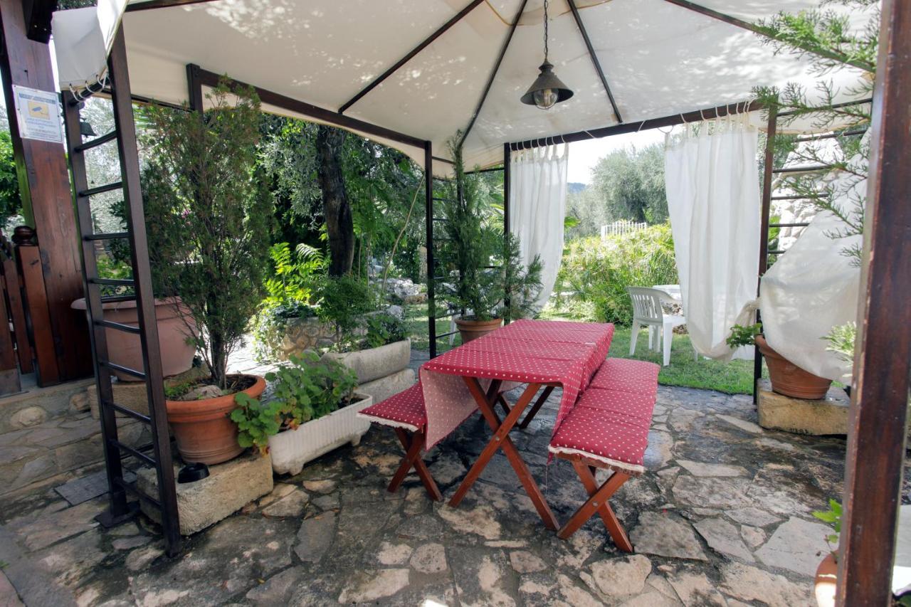 Villa Il Casale Delle Principesse Mattinata Esterno foto